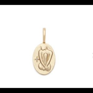 Melanie auld goddess gold necklace